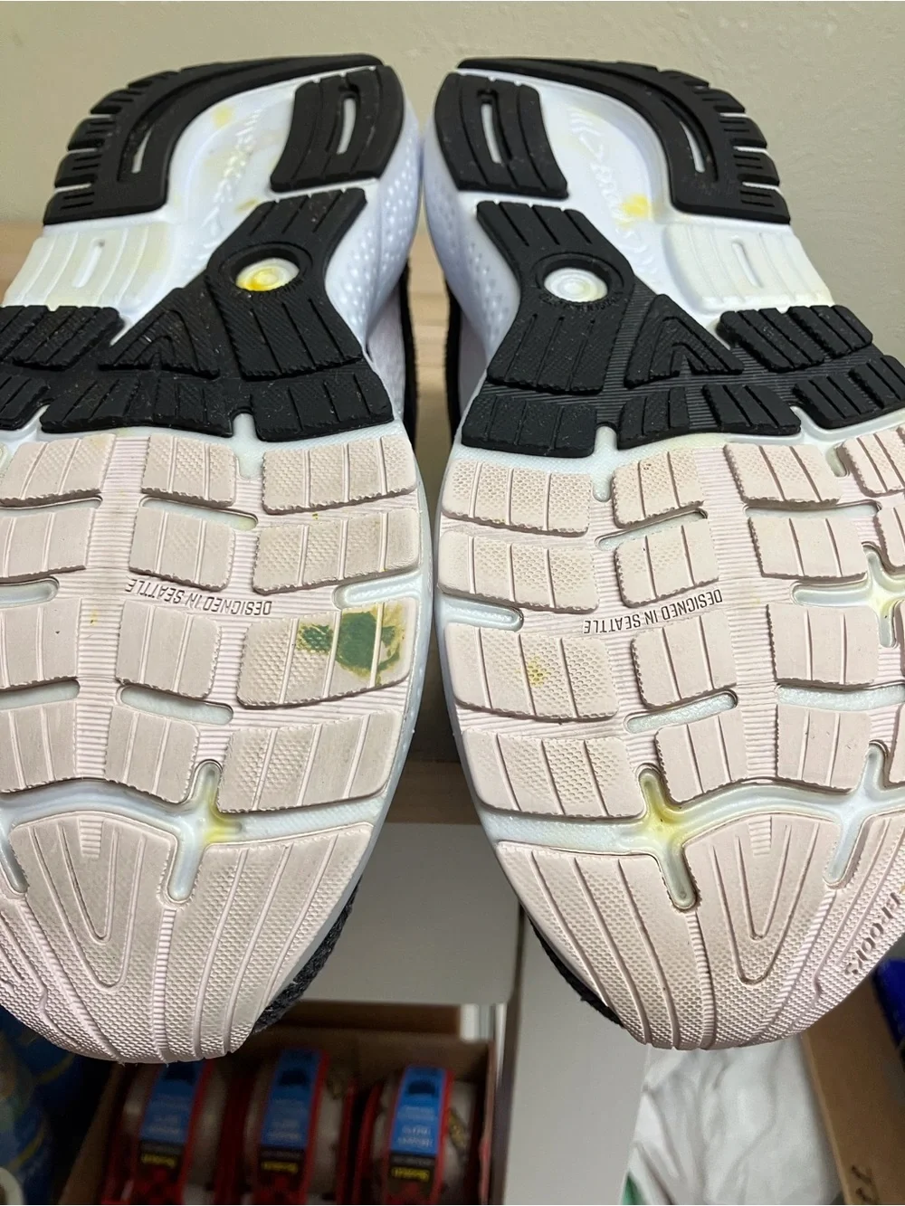 Brooks women’s Ghost 16